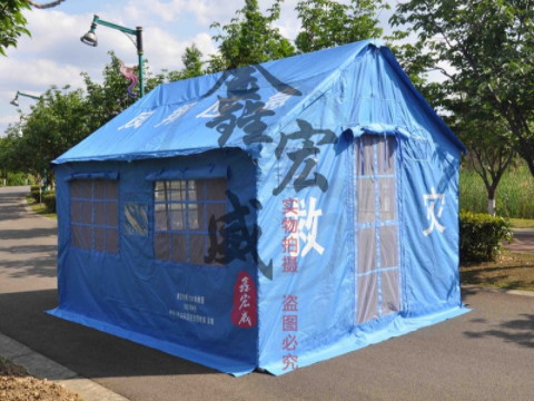 单兵帐篷的应用背景是什么？有什么特点？